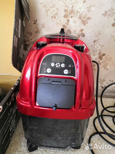 Пылесос Аквилон Люкс (Италия)