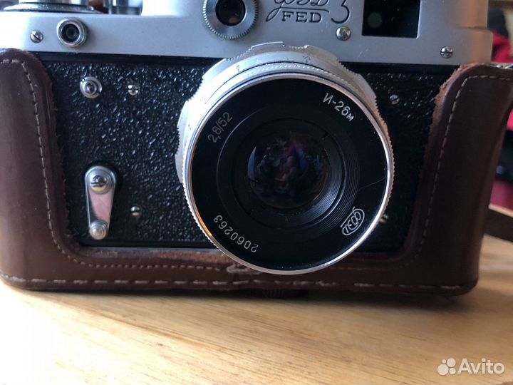 Пленочный фотоаппарат фед-3