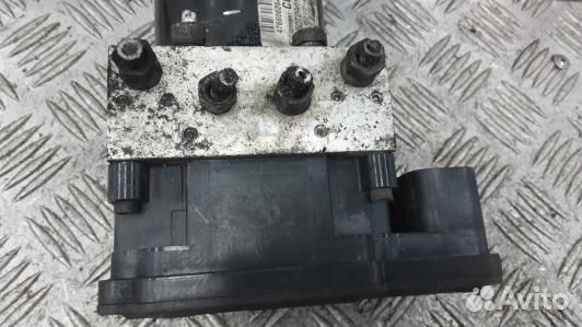 Блок ABS renault megane 3 (HEA18KW01)