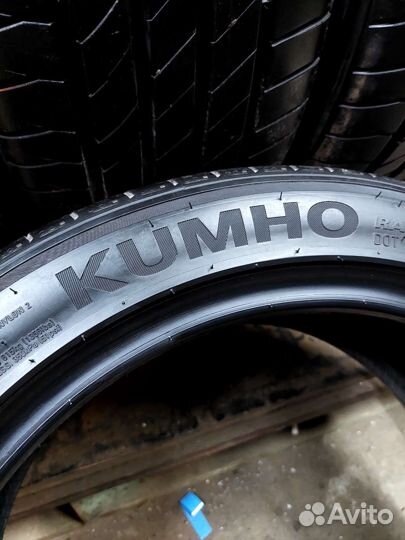 Kumho Ecsta PS71 225/45 R17 91W