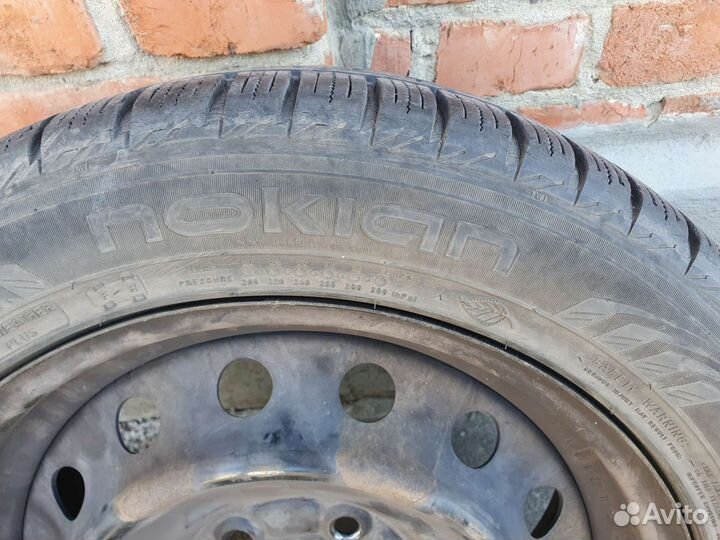 Nokian Tyres WR 205/55 R16