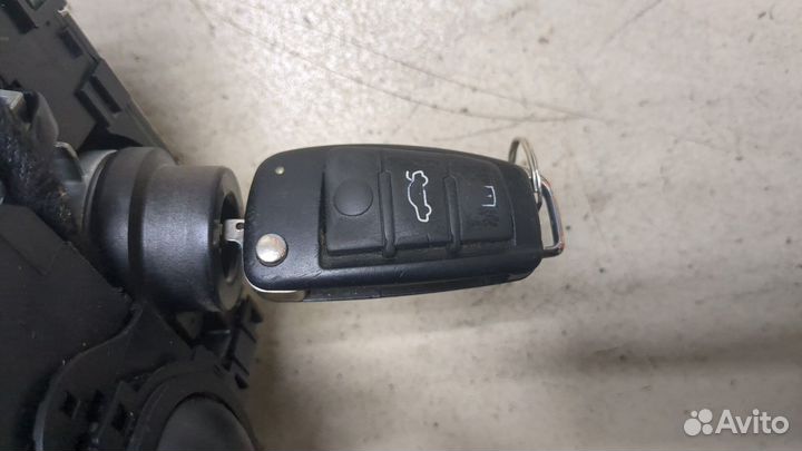 Переключатель поворотов и дворников Audi A3 (8P), 2008