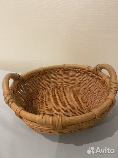 Корзина плетеная