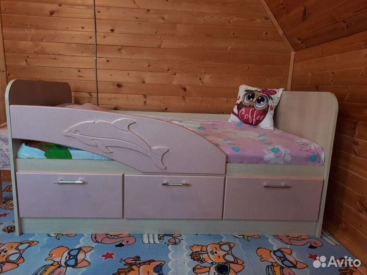 Детская кровать / кроватка для девочки