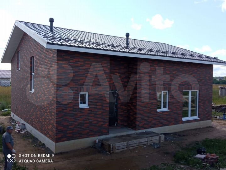 Дом 190 м² на участке 11 сот.