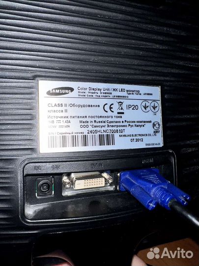Монитор Samsung