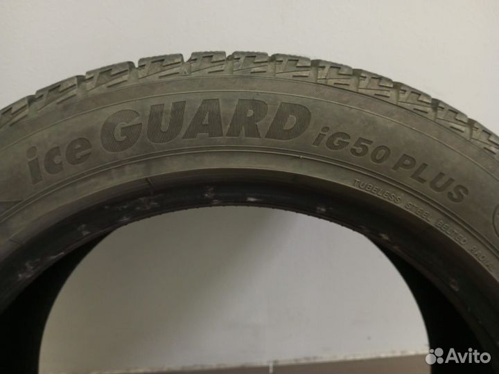 Yokohama Ice Guard IG50 215/55 R18 95