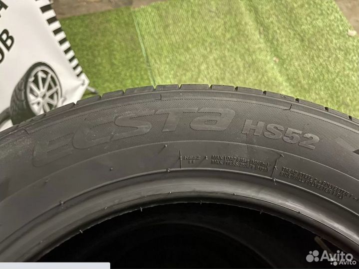 Kumho Ecsta HS52 215/55 R16 97W