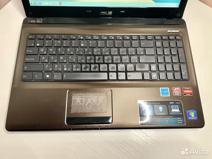 Ноутбук Asus X52D в отличном состоянии
