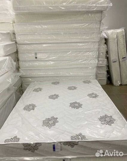 Матрас в кровать 140х200, 160х200