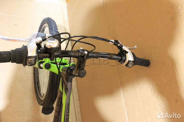 Отличный велосипед с 24 колёсами