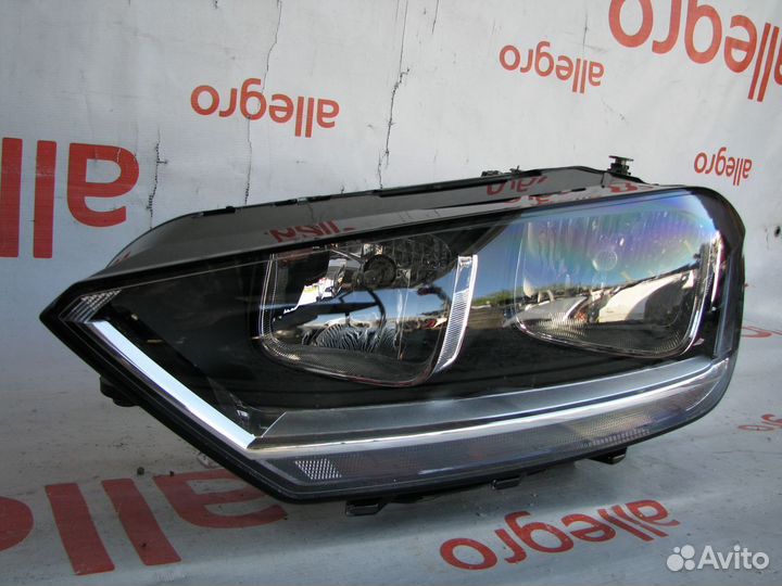 Фара передняя левая VW Golf Sportsvan 2013+