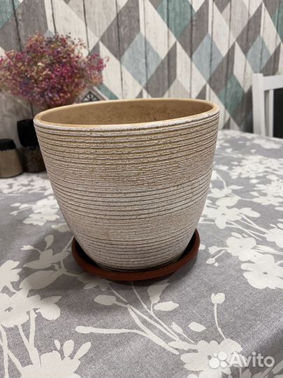 Горшок для цветов