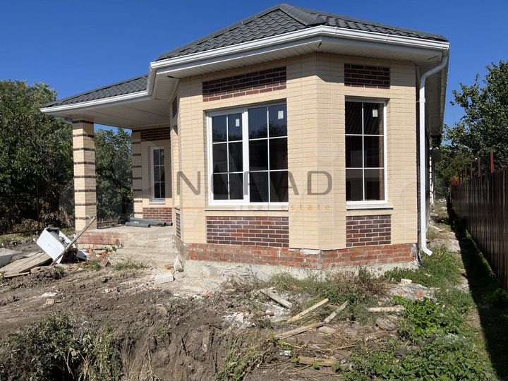 Дом 95 м² на участке 3 сот.