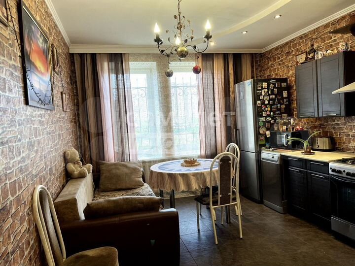 3-к. квартира, 88 м², 2/10 эт.