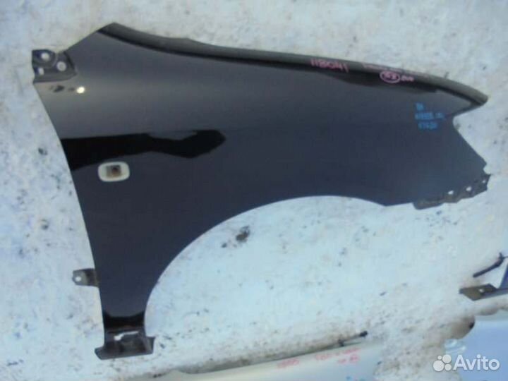 Крыло переднее правое Toyota Corolla Fielder