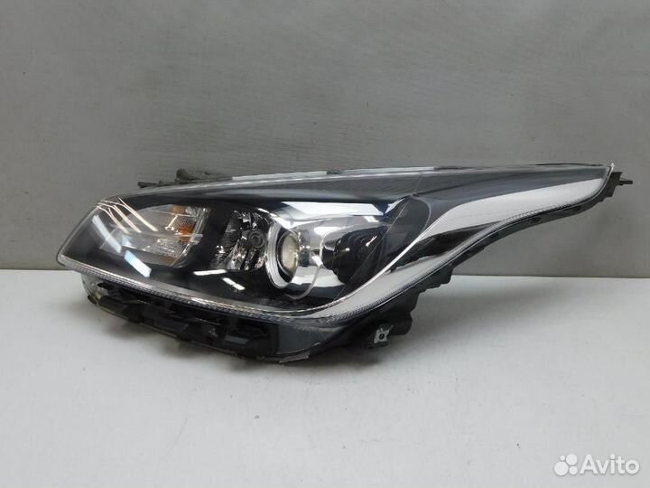 Фара левая Kia Rio