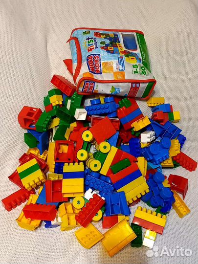 Пакетом, большой конструктор+mega bloks