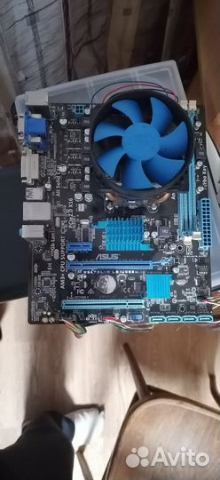 Материнская плата с процессором