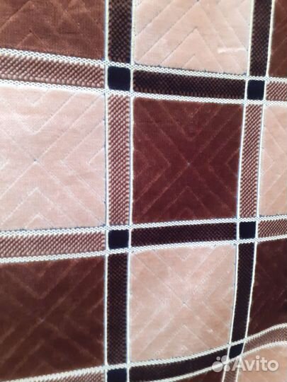 Два дивандека, покрывала на диван