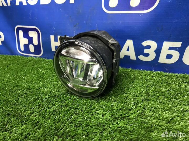 Фара противотуманная передняя левая Subaru Xv