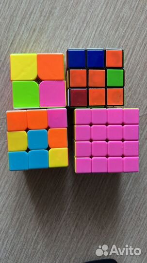 Кубик рубика головоломки.Ассортимент