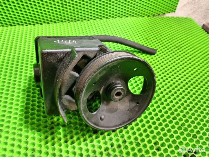 Насос гидроусилителя руля Volvo V70