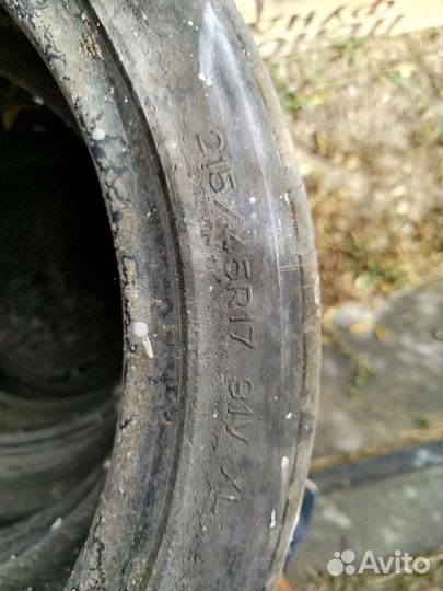 Bridgestone Alenza 001 215/45 R17