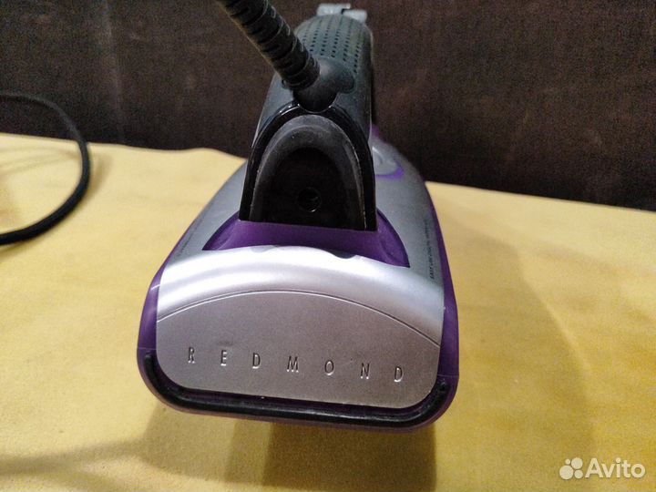 Утюг redmond