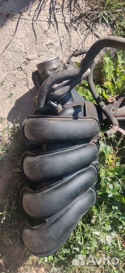 Коллектор впускной Тойота Авенсис 2 1.8л