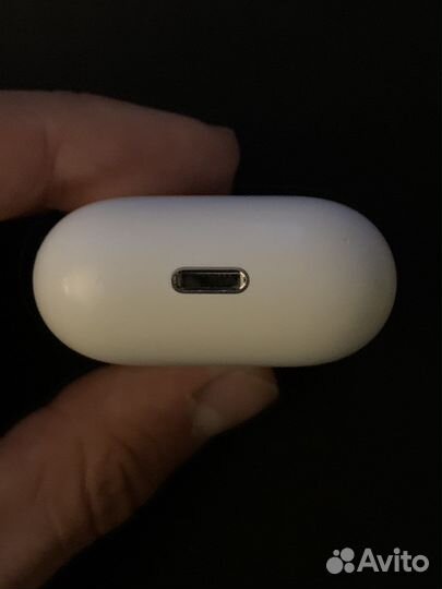 Кейс (пустой) от airpods 1