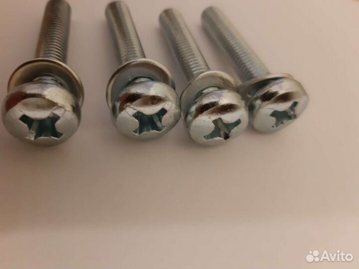 Крепеж для телика Samsung M8 x 45mm без спейсеров