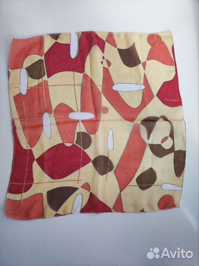 Шейный платок-косынка