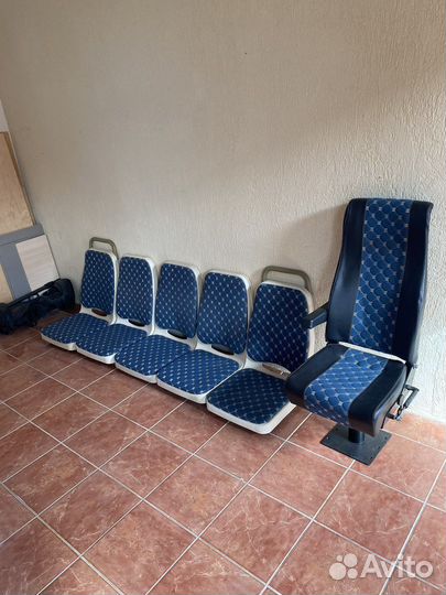 Сидение поворотное