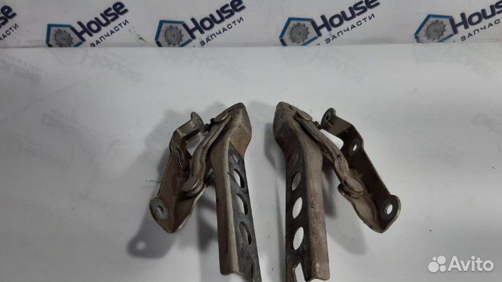 Петля капота Skoda Octavia A5 1.9 TDI BKC 2006