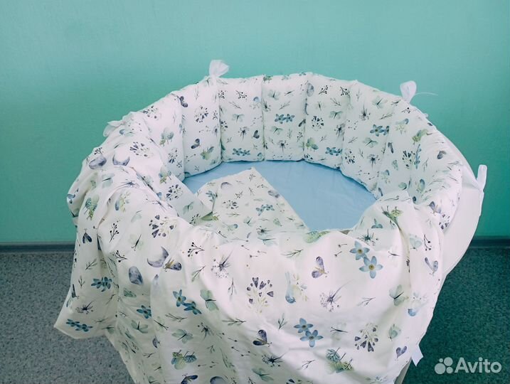 Комплект в кроватку для новорожденных