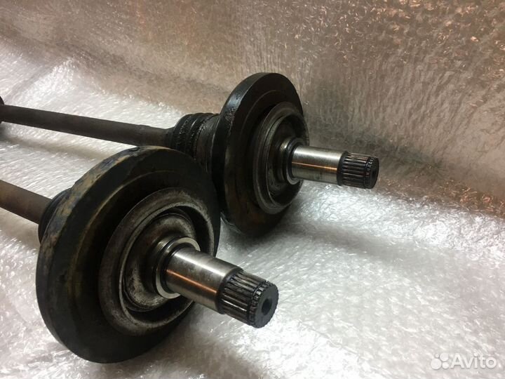 Привод шрус задний правый Mercedes W219 CLS 350