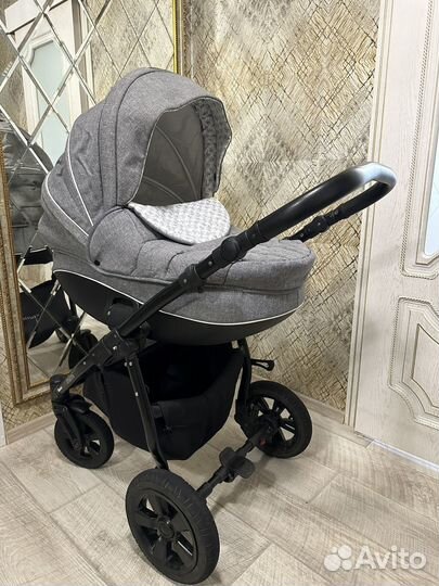 Коляска Tutis mini 2 в 1 с прогулочным блоком