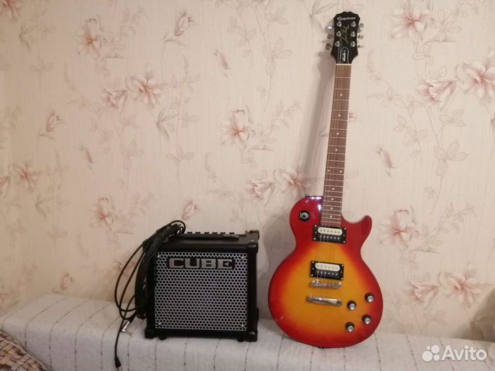 Электрогитара