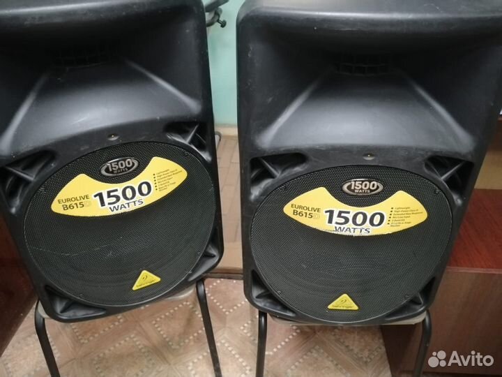 Акустическая система Behringer B615D