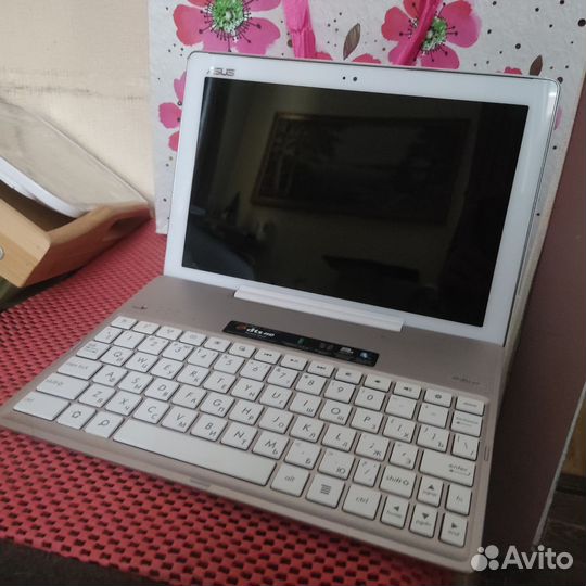 Планшет asus с клавиатурой