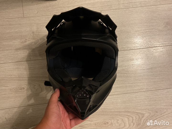 Шлем для мотоцикла кроссовый