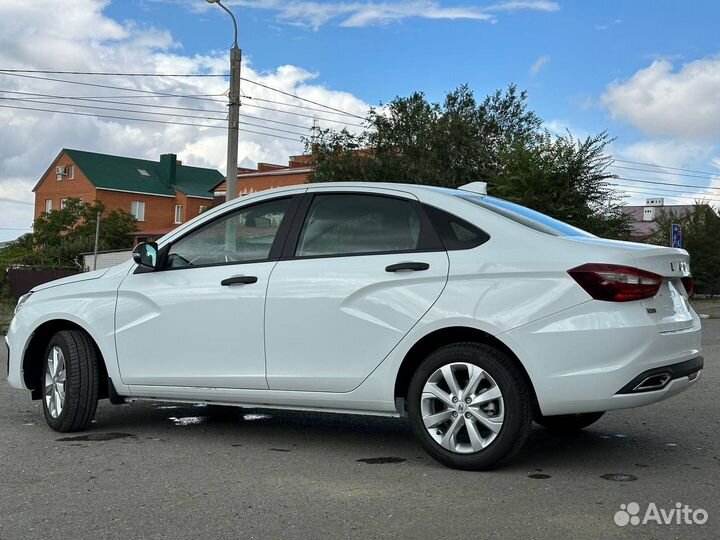 LADA Vesta 1.6 МТ, 2023, 36 км