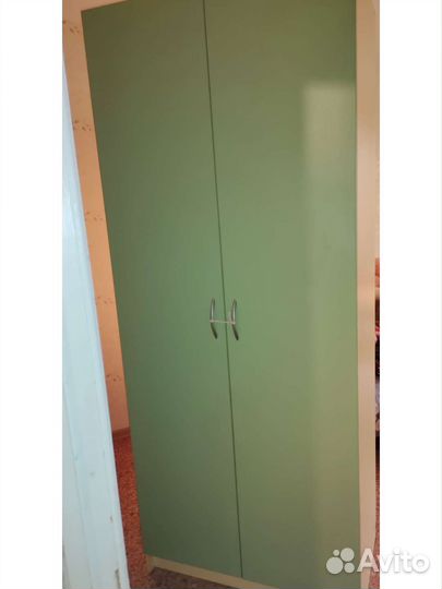 Детский письменный стол