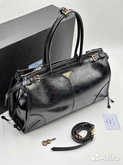 Сумка Prada