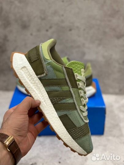 Кроссовки Adidas Retropy E5