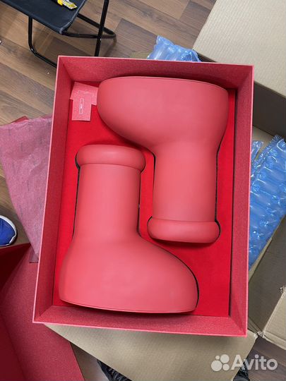 Выкуп и доставка люкс брендов из Европы и США