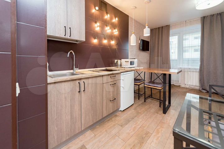 2-к. квартира, 47 м², 1/16 эт.