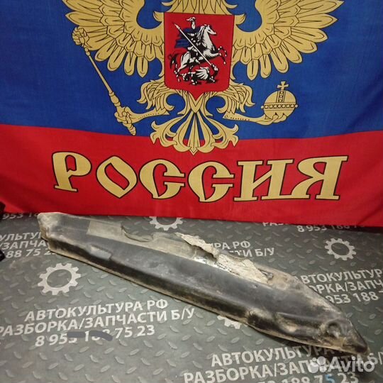 Уплотнитель левого крыла Hyundai Sonata 4 ef рест