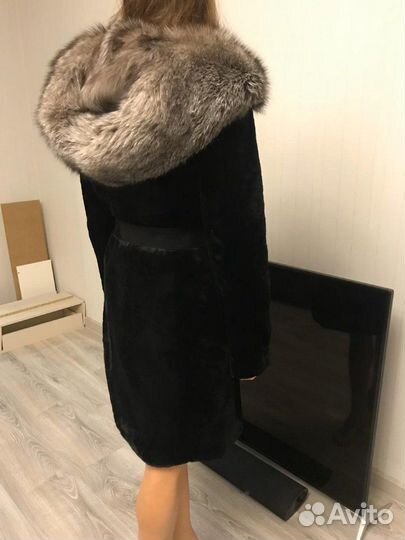Шуба новая песец натуральный мех